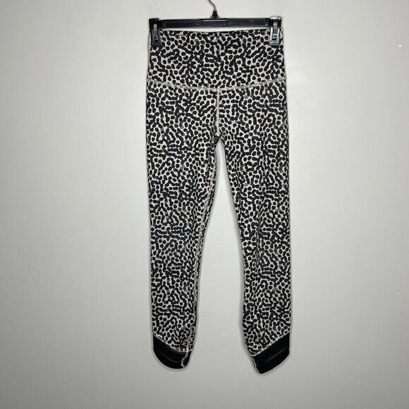 LULULEMON Womens High Times Mesh Wrap Pants Tan Polka-Dot Print Leggings Sz 4 - Picture 1 of 5